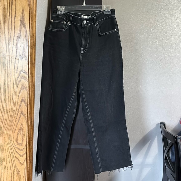 Women’s TopShop Moto 30x32 Wide Leg Distressed Hem Black Jeans - Picture 1 of 8